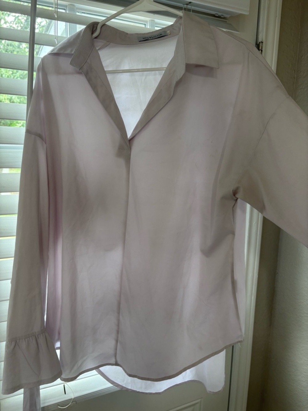 MISSLOOK Pale Pink Collared Long Sleeve Button-Down Blouse